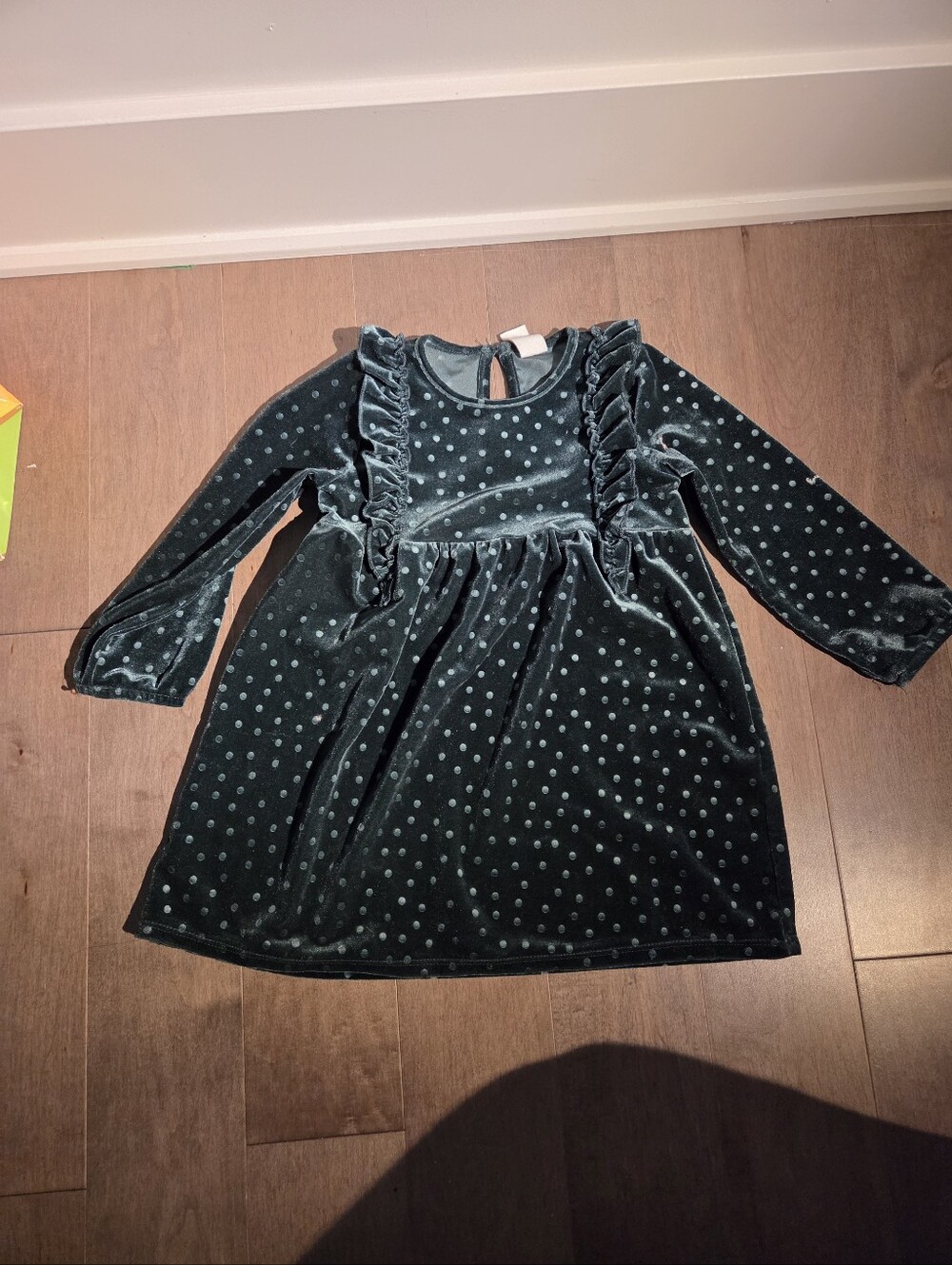 Long-Sleeve Dark Green Dress for girls-